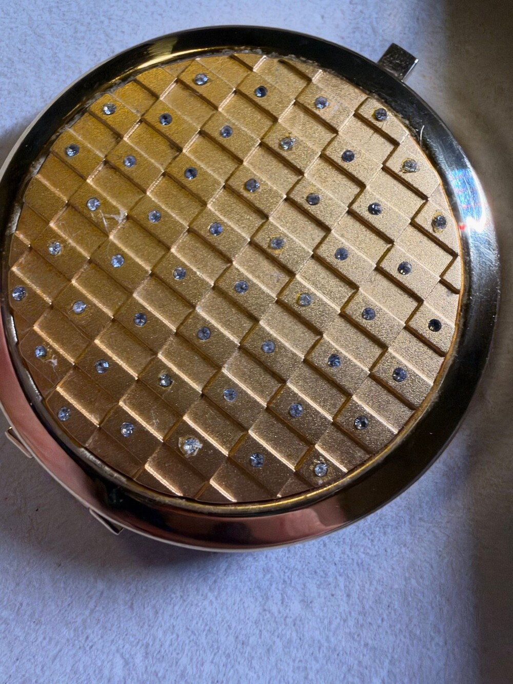 Art-Deco Gold/Brassy Compact